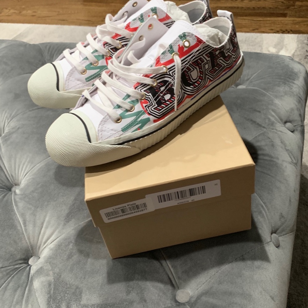 Burberry sneakers size 46